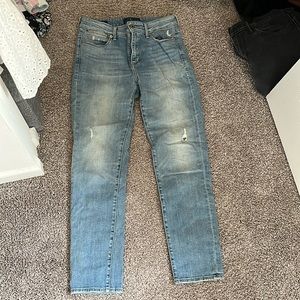 Lucky Brand slightly ripped jeans 6/28 light blue